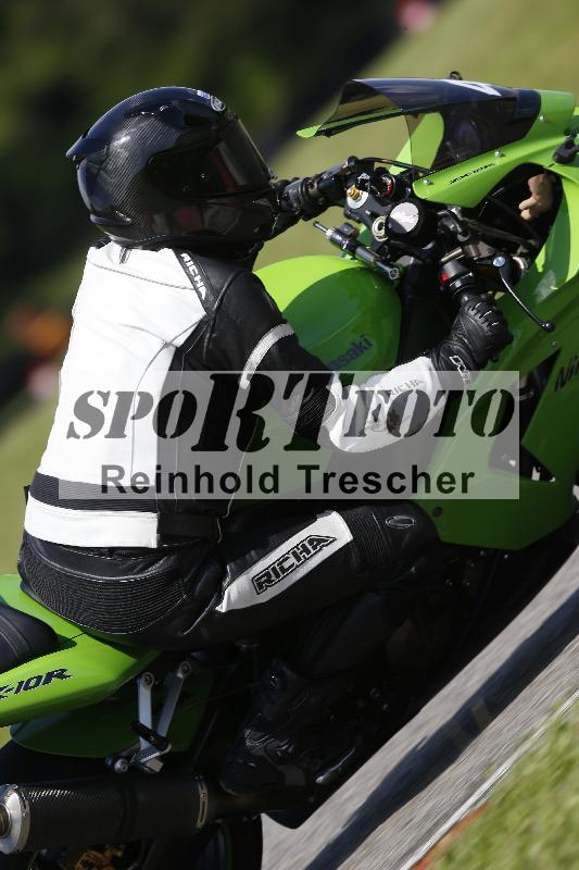 /Archiv-2024/29 12.06.2024 MOTO.CH Track Day ADR/Gruppe blau/4